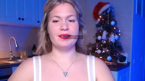 Snapshot of vip_juicy chatting on January 10, 9:02 am VelvettTime online show from January 10, 9:02 am