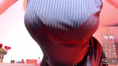 Snapshot of vip_juicy chatting on October 24, 4:25 pm VelvettTime online show from October 24, 4:25 pm