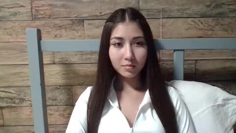 Snapshot of virgi_hicks chatting on October 1, 6:58 pm Virginia online show from October 1, 6:58 pm