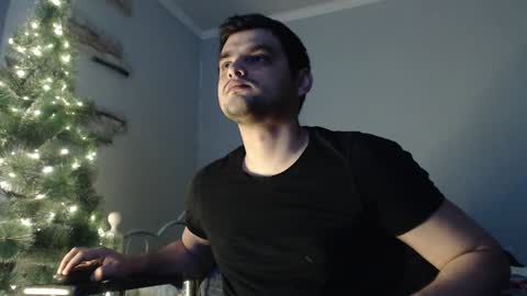 Snapshot of virgil____ chatting on December 13, 7:25 am virgil____ online show from December 13, 7:25 am