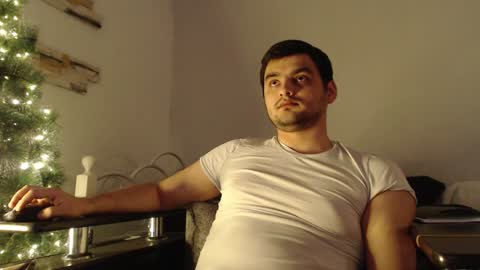 Snapshot of virgil____ chatting on December 14, 4:09 pm virgil____ online show from December 14, 4:09 pm