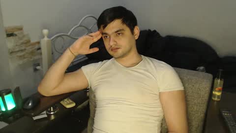 Snapshot of virgil____ chatting on February 24, 10:14 pm virgil____ online show from February 24, 10:14 pm