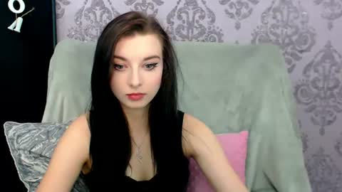 Snapshot of virgiluna chatting on July 6, 7:27 pm VirginLuna online show from July 6, 7:27 pm