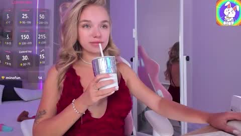 Chloe online show from March 9, 2:37 am