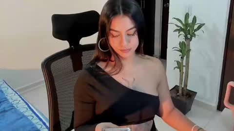 Lu online show from February 19, 12:14 am