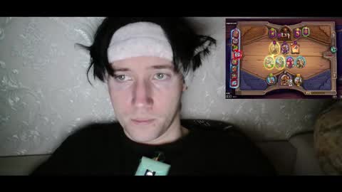 Snapshot of vitiligoboyy chatting on December 1, 12:59 am vitiligoboyy online show from December 1, 12:59 am