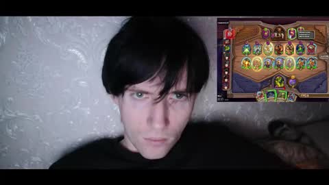 Snapshot of vitiligoboyy chatting on December 2, 12:49 am vitiligoboyy online show from December 2, 12:49 am