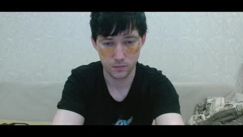 Snapshot of vitiligoboyy chatting on May 9, 11:32 pm vitiligoboyy online show from May 9, 11:32 pm