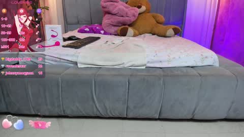 VittaaaPlease help me with your thumbs up its important  online show from January 30, 5:28 pm