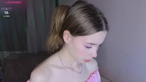 vitterrick online show from November 8, 4:40 pm