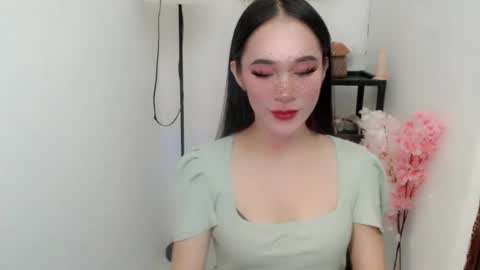 Snapshot of vivahotbabessandra chatting on June 21, 4:53 pm SANDRA GOING YOU online show from June 21, 4:53 pm