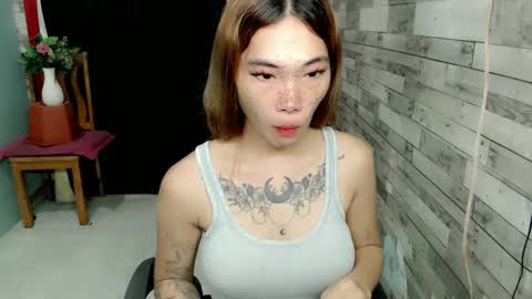 Snapshot of vivamaxgirls chatting on January 20, 5:48 am kim online show from January 20, 5:48 am