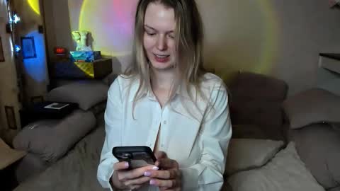 vivian_alison online show from February 19, 8:27 pm