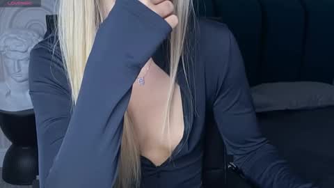 Vivian Evans online show from September 11, 12:55 am