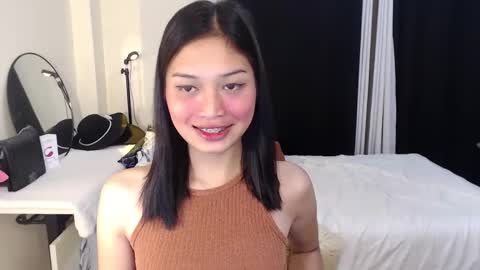 Snapshot of vivian_roberts chatting on December 14, 10:07 pm Vivian online show from December 14, 10:07 pm