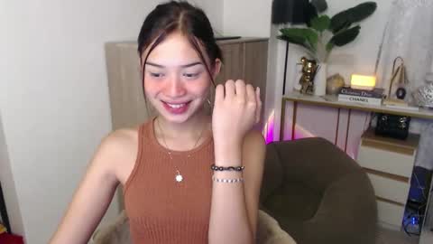 Snapshot of vivian_roberts chatting on September 10, 8:31 pm Vivian online show from September 10, 8:31 pm