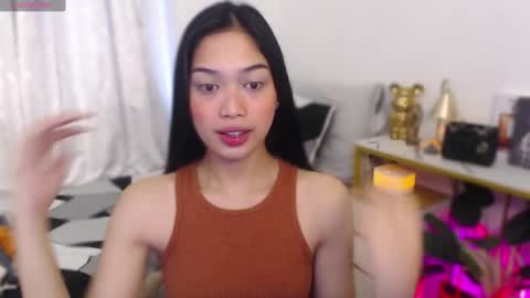 Snapshot of vivian_roberts chatting on December 23, 1:58 am Vivian online show from December 23, 1:58 am