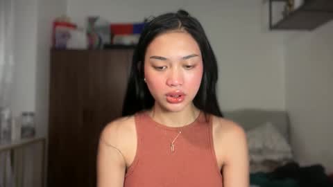 Vivian online show from April 20, 1:52 am