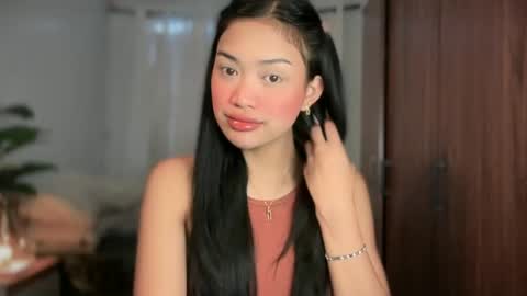 Snapshot of vivian_roberts chatting on June 13, 11:02 pm Vivian online show from June 13, 11:02 pm