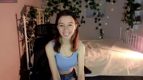 Viv online show from August 4, 6:10 pm