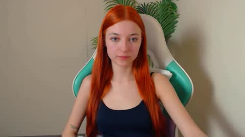 Vivien online show from April 13, 6:35 pm