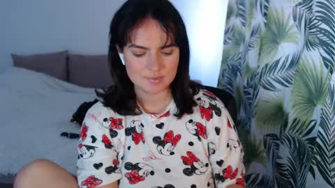 Snapshot of viviroses chatting on April 29, 9:46 am ViviRoses online show from April 29, 9:46 am
