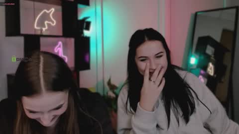 vivy_star online show from November 24, 7:24 pm