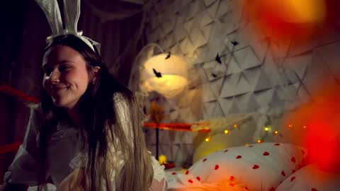 vixcx_ online show from October 30, 3:24 pm