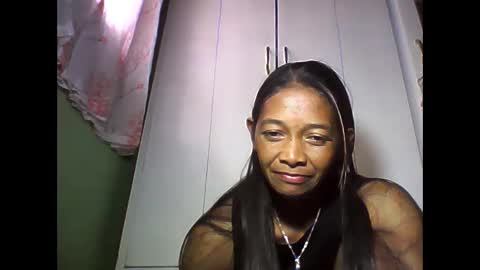 vixen_lina online show from May 15, 6:20 am