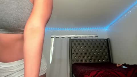 Sasha Malone online show from December 17, 4:46 pm