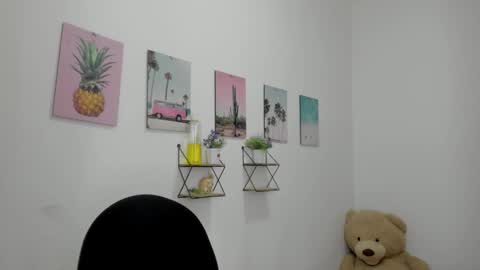 vixenlust17 online show from February 13, 2:18 am