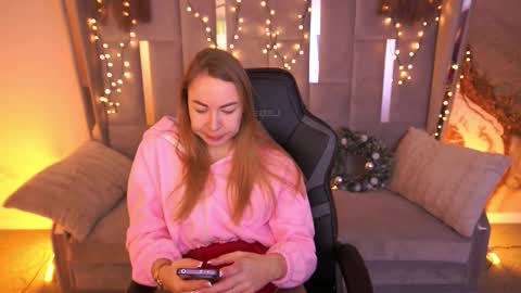 Ur Lady online show from February 1, 8:51 pm