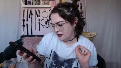 VIXIN online show from October 11, 7:45 pm