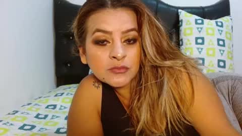 Venus online show from November 18, 1:00 am