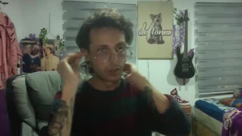 vl21cm online show from October 26, 8:53 am