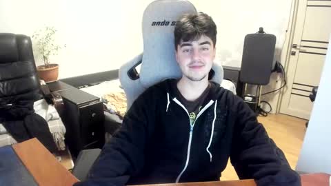 Snapshot of vlad1605 chatting on November 28, 1:08 am Martin online show from November 28, 1:08 am