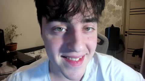 Snapshot of vlad1605 chatting on December 19, 12:34 pm Martin online show from December 19, 12:34 pm