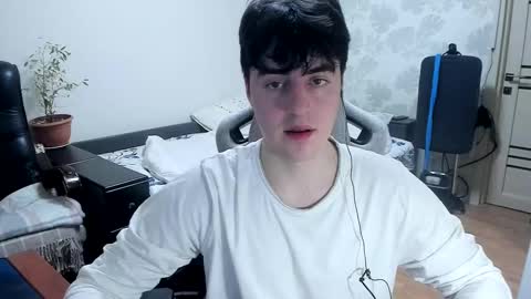 Snapshot of vlad1605 chatting on December 20, 12:51 am Martin online show from December 20, 12:51 am