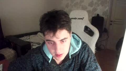 Snapshot of vlad1605 chatting on January 7, 8:39 am Martin online show from January 7, 8:39 am