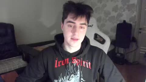 Snapshot of vlad1605 chatting on January 13, 7:13 am Martin online show from January 13, 7:13 am