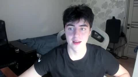 Snapshot of vlad1605 chatting on February 6, 1:25 pm Martin online show from February 6, 1:25 pm