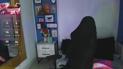 Snapshot of vladhellsing4 chatting on December 22, 2:36 pm Vlad online show from December 22, 2:36 pm