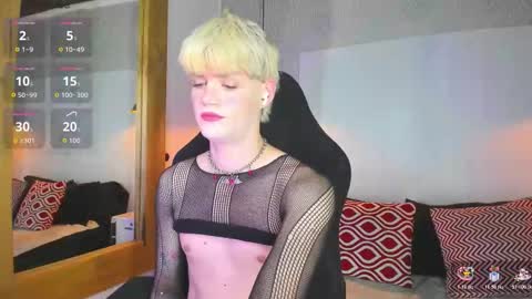 Snapshot of vladhellsing4 chatting on January 31, 7:11 pm Vlad online show from January 31, 7:11 pm