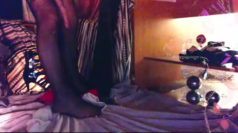 Snapshot of vladiskin chatting on November 12, 12:44 am Violetta Elysia online show from November 12, 12:44 am