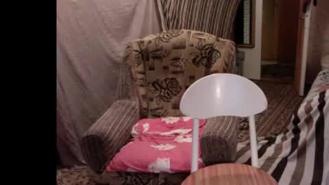 Snapshot of vladiskin chatting on November 20, 5:29 am Violetta Elysia online show from November 20, 5:29 am