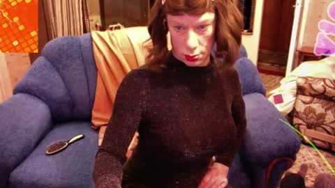 Snapshot of vladiskin chatting on February 10, 11:09 pm Violetta Elysia online show from February 10, 11:09 pm