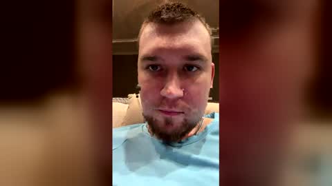 vladislavchik69 online show from March 29, 10:54 pm