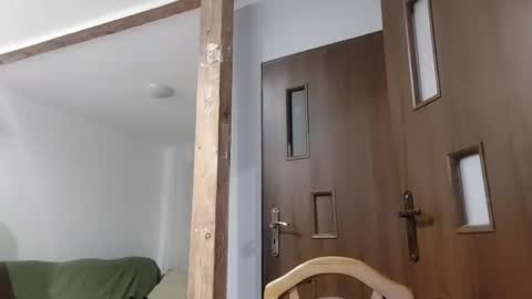 Snapshot of vladumyr chatting on December 2, 7:53 pm vladumyr online show from December 2, 7:53 pm