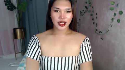 Its me JESSIE in ur heart online show from December 11, 4:49 am