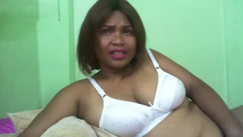 voagelle online show from December 4, 1:20 pm